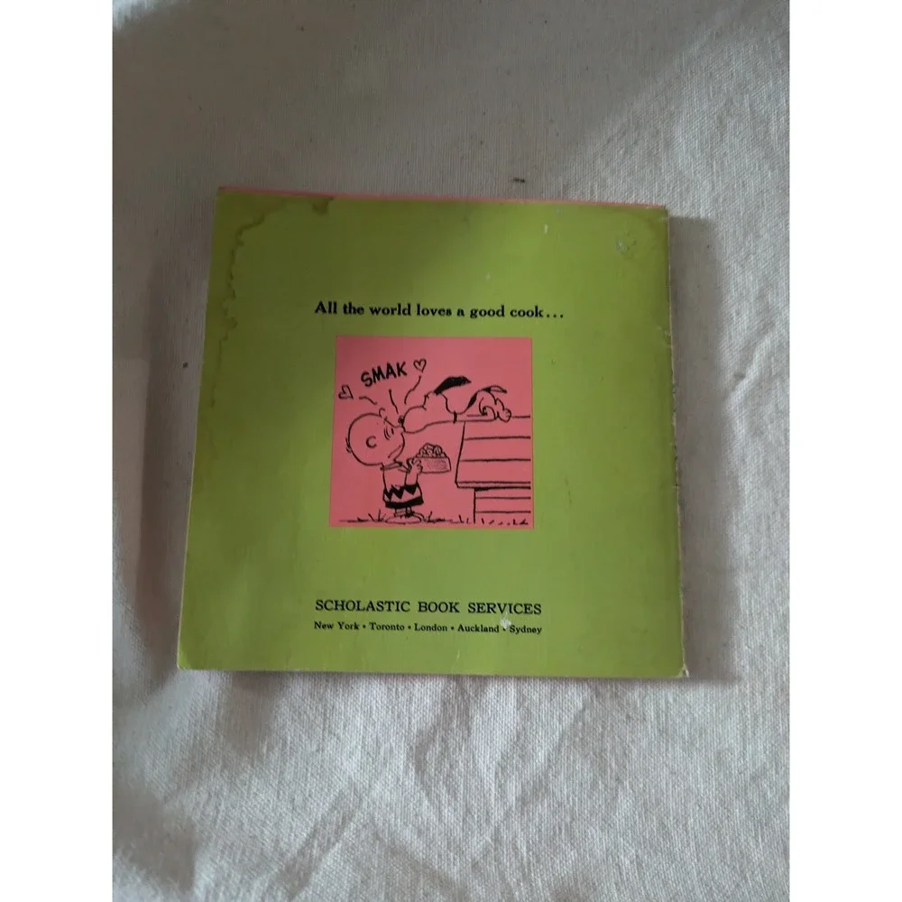Vintage peanuts cook